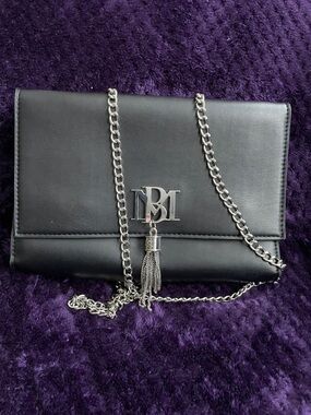 Badgley Mischka Black With Tassel and Chain Crossbody EUC